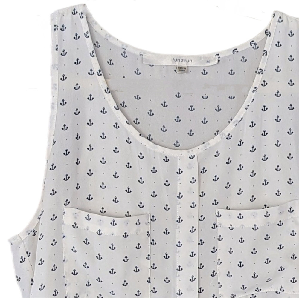 ⚓Blue Boat Anchors Coastal Flowy Silky White Dressy Tank Top Pockets Navy Lake M